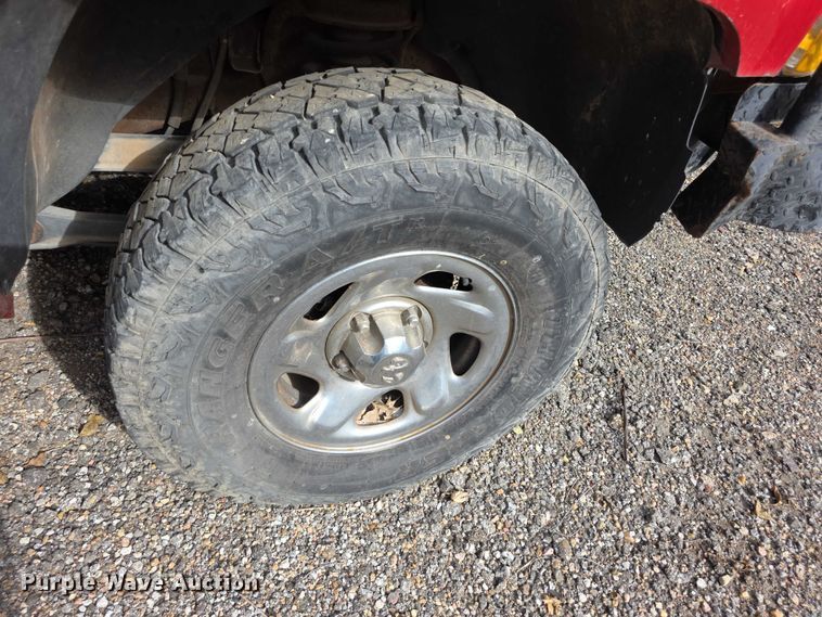 image for item FI0636 1996 Dodge Ram 1500 pickup truck