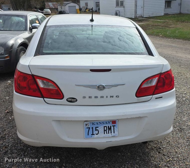 image for item FI0637 2010 Chrysler Sebring 