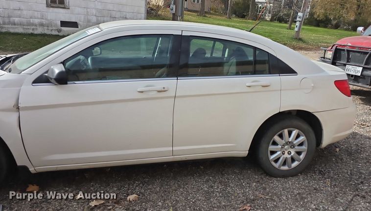 image for item FI0637 2010 Chrysler Sebring 