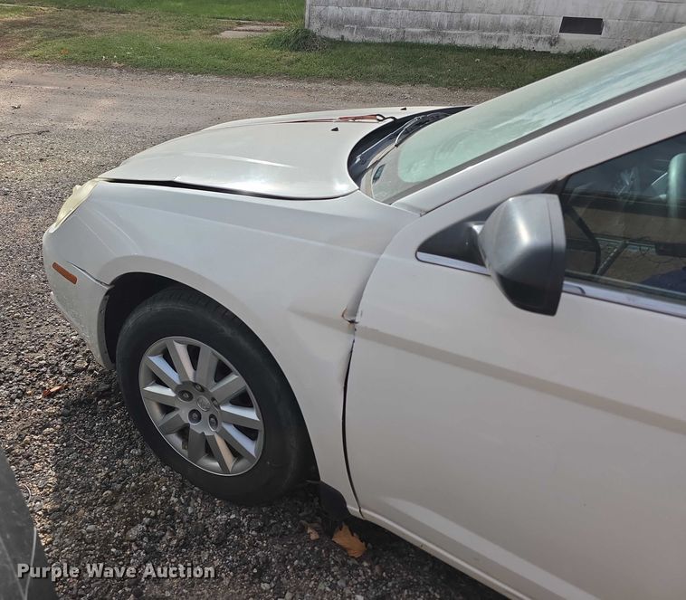 image for item FI0637 2010 Chrysler Sebring 