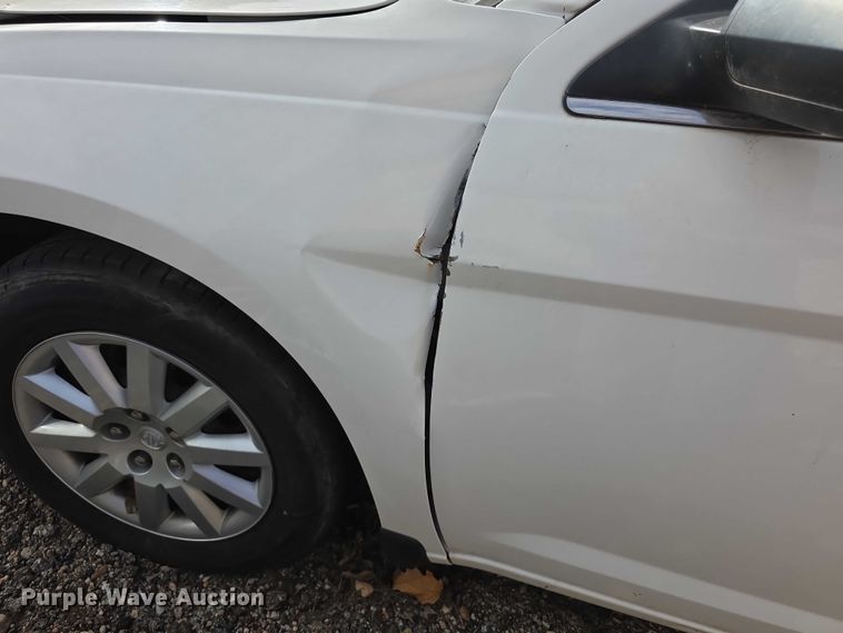 image for item FI0637 2010 Chrysler Sebring 