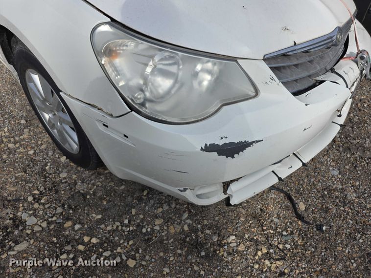 image for item FI0637 2010 Chrysler Sebring 