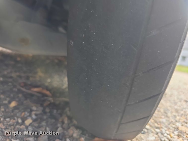 image for item FI0637 2010 Chrysler Sebring 