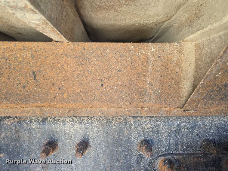 image for item FI0712 2006 IH 7600 dump truck