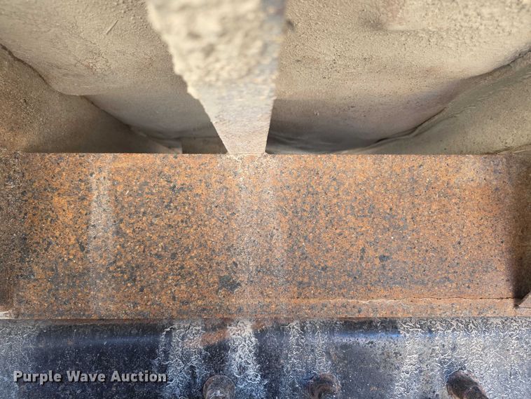 image for item FI0712 2006 IH 7600 dump truck