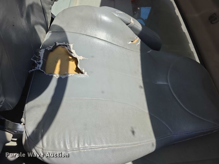 image for item FI0712 2006 IH 7600 dump truck