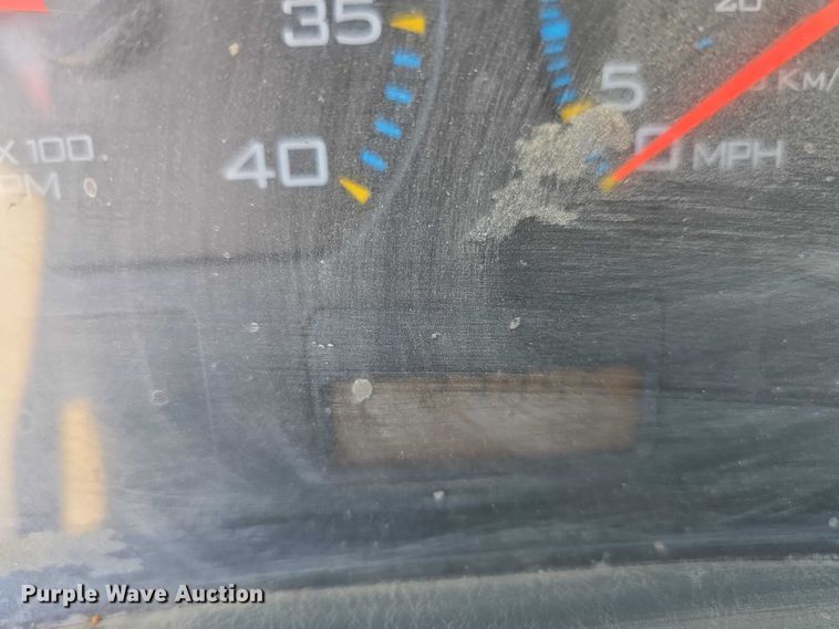 image for item FI0712 2006 IH 7600 dump truck