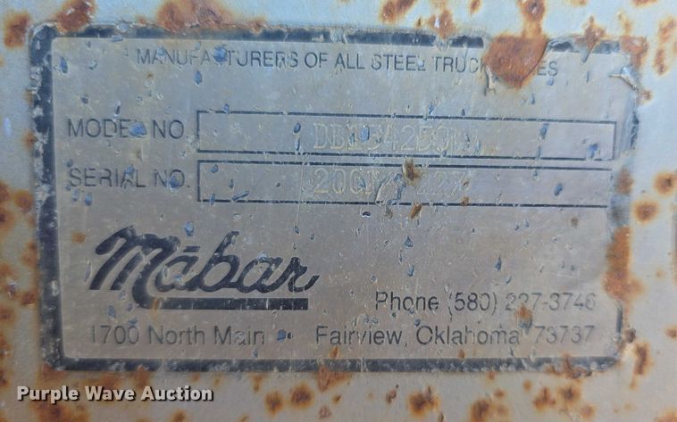 image for item FI0713 2002 International 2574 dump truck