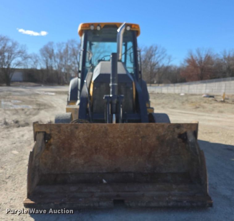 image for item FI0715 2019 John deere 310L backhoe