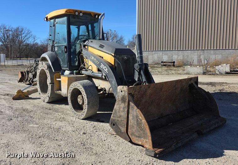 image for item FI0715 2019 John deere 310L backhoe