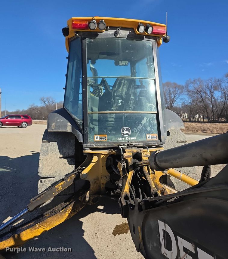 image for item FI0715 2019 John deere 310L backhoe