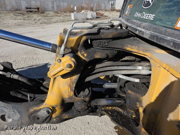 image for item FI0715 2019 John deere 310L backhoe