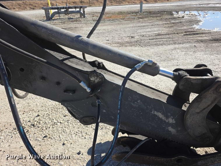 image for item FI0715 2019 John deere 310L backhoe