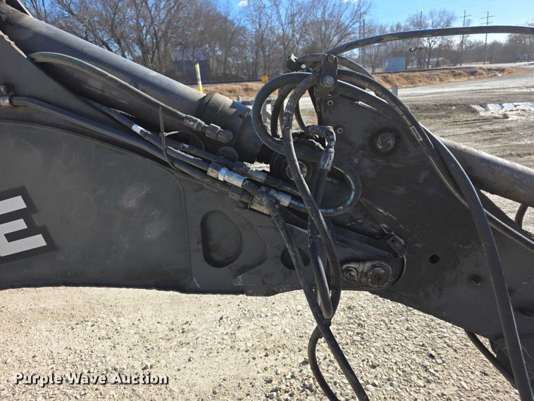 image for item FI0715 2019 John deere 310L backhoe