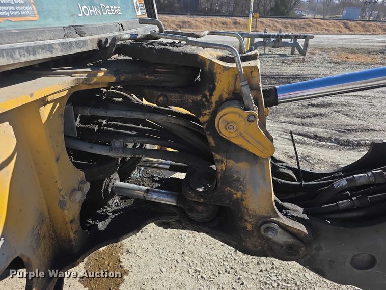 image for item FI0715 2019 John deere 310L backhoe