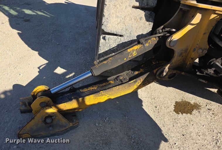 image for item FI0715 2019 John deere 310L backhoe