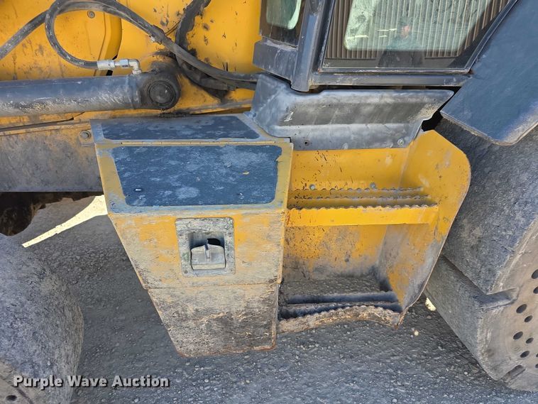 image for item FI0715 2019 John deere 310L backhoe