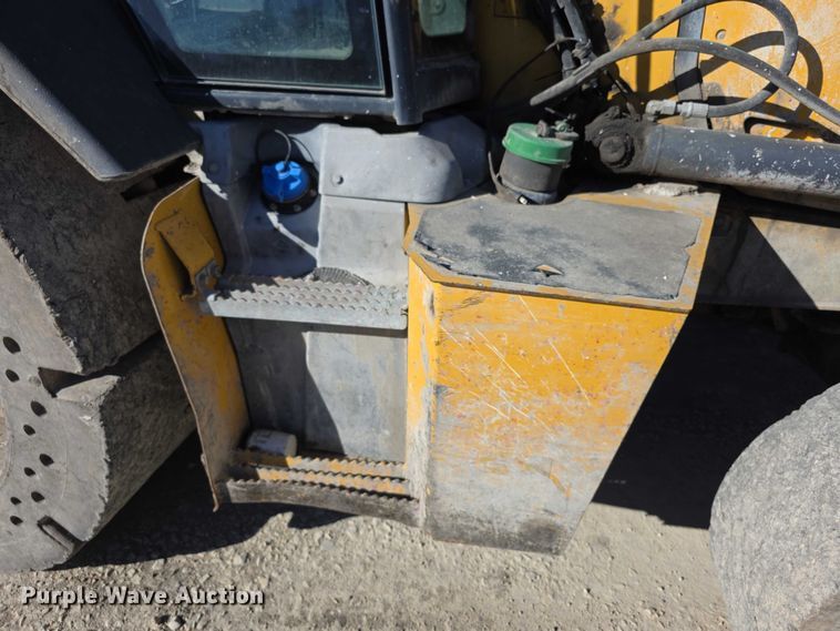 image for item FI0715 2019 John deere 310L backhoe