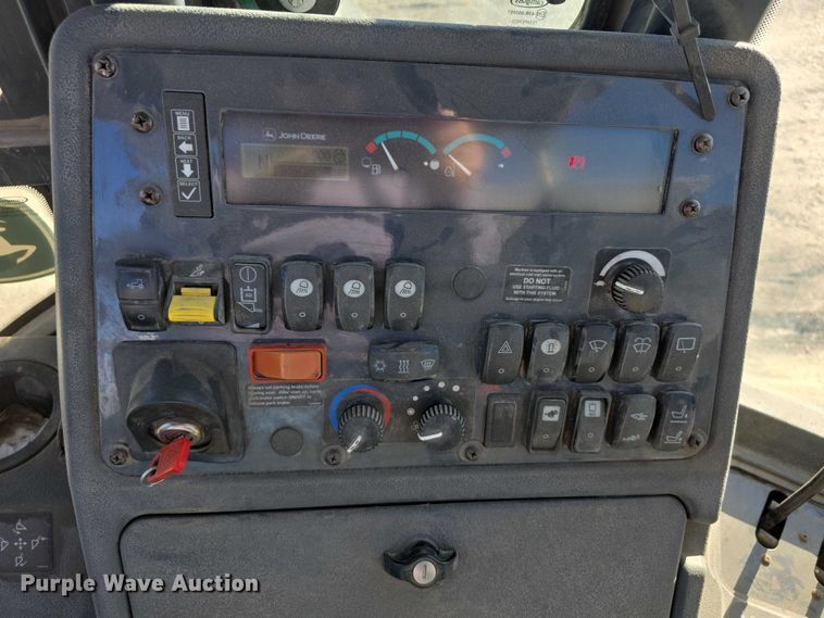 image for item FI0715 2019 John deere 310L backhoe