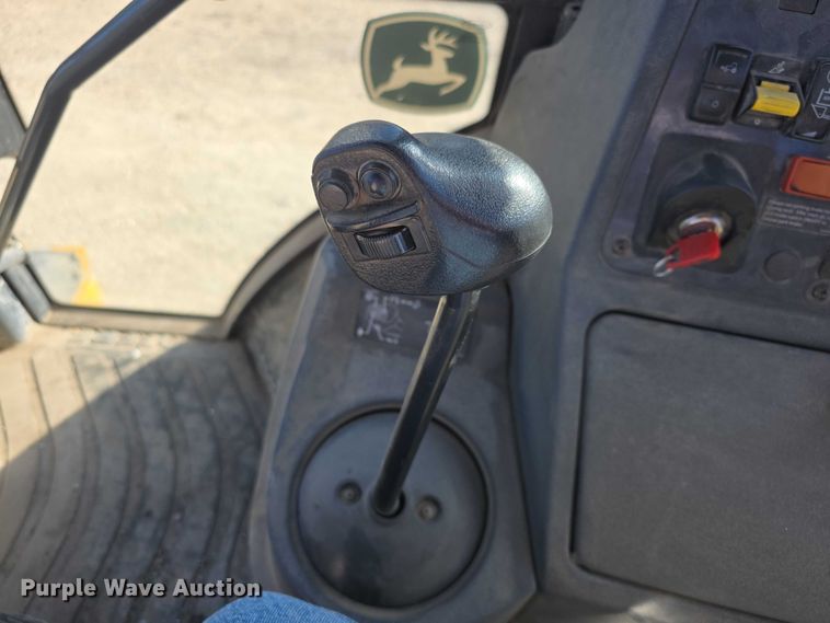 image for item FI0715 2019 John deere 310L backhoe