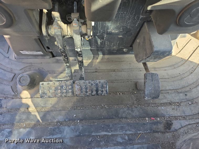 image for item FI0715 2019 John deere 310L backhoe