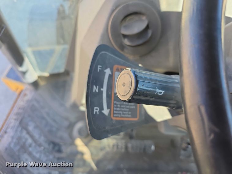 image for item FI0715 2019 John deere 310L backhoe