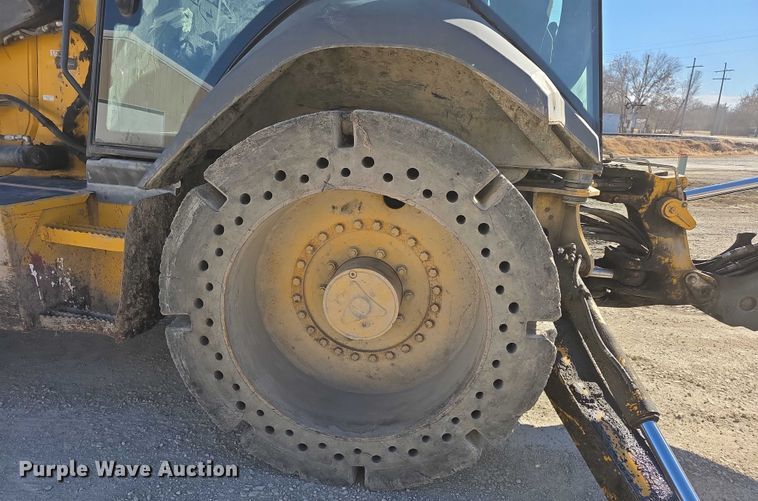 image for item FI0715 2019 John deere 310L backhoe