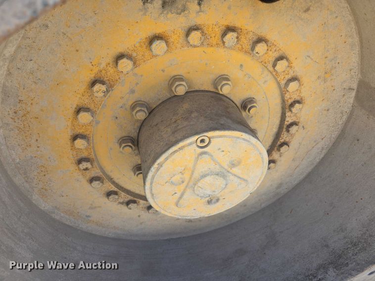 image for item FI0715 2019 John deere 310L backhoe