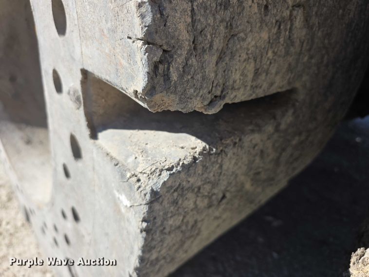 image for item FI0715 2019 John deere 310L backhoe