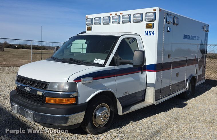 image for item FI0716 2016 Chevrolet Express 4500 ambulance