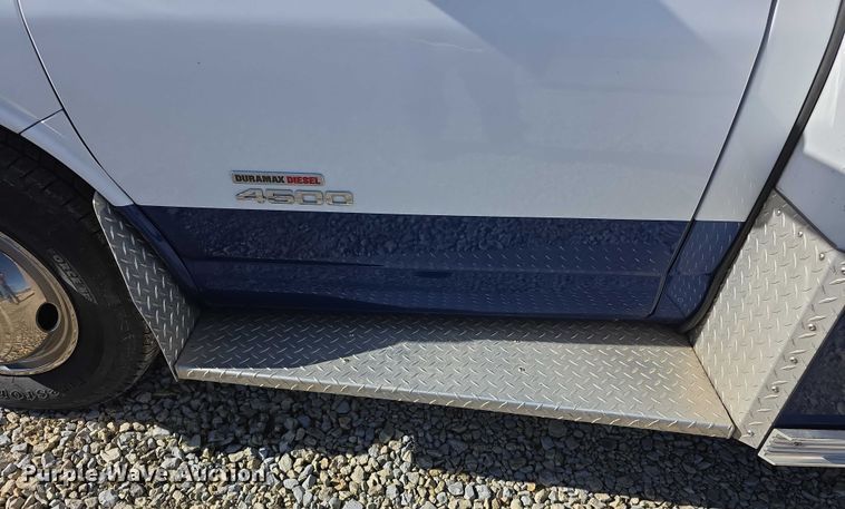 image for item FI0716 2016 Chevrolet Express 4500 ambulance