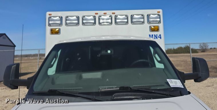 image for item FI0716 2016 Chevrolet Express 4500 ambulance