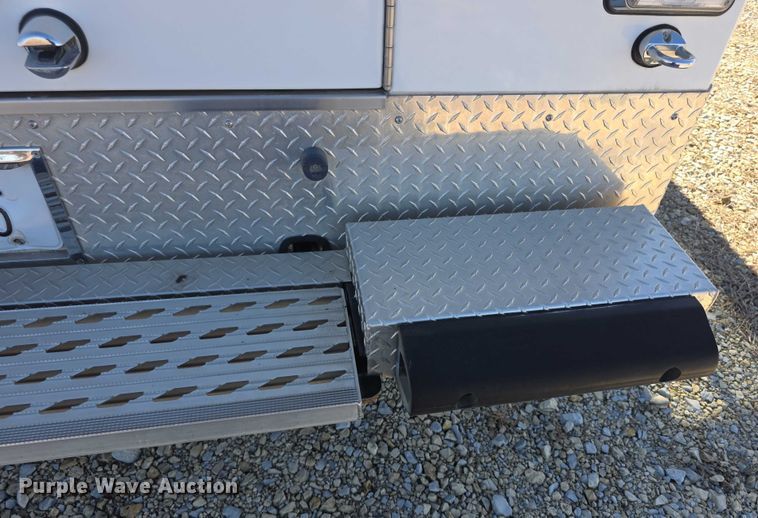 image for item FI0716 2016 Chevrolet Express 4500 ambulance