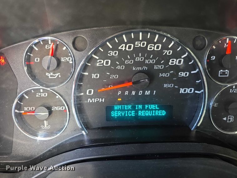 image for item FI0716 2016 Chevrolet Express 4500 ambulance