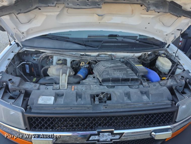 image for item FI0716 2016 Chevrolet Express 4500 ambulance