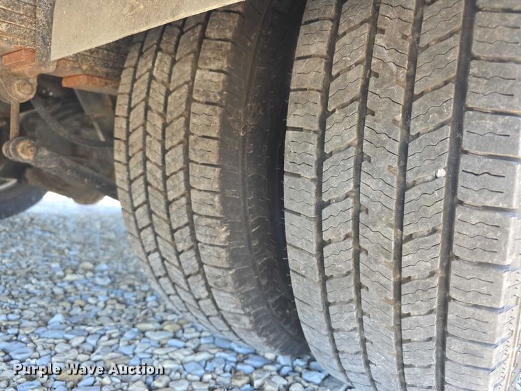 image for item FI0716 2016 Chevrolet Express 4500 ambulance