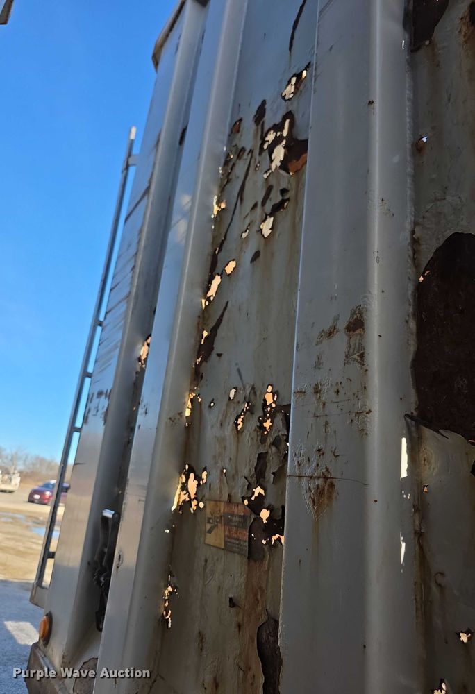 image for item FI0717 2015 Peerless 45SWO walking floor trailer