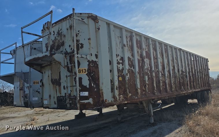 image for item FI0718 2014 Peerless SWO45100 walking floor trailer