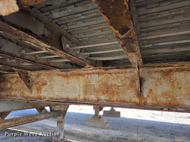 image for item FI0718 2014 Peerless SWO45100 walking floor trailer