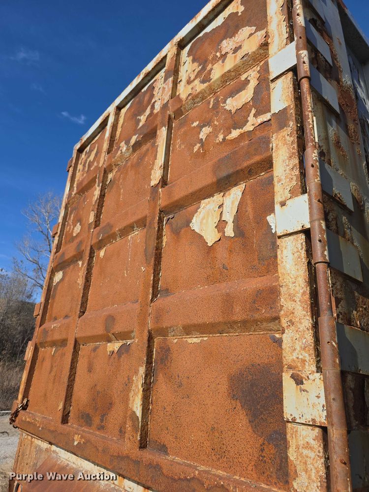 image for item FI0718 2014 Peerless SWO45100 walking floor trailer