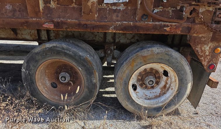 image for item FI0718 2014 Peerless SWO45100 walking floor trailer