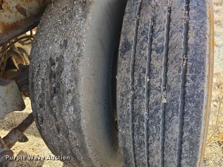 image for item FI0718 2014 Peerless SWO45100 walking floor trailer