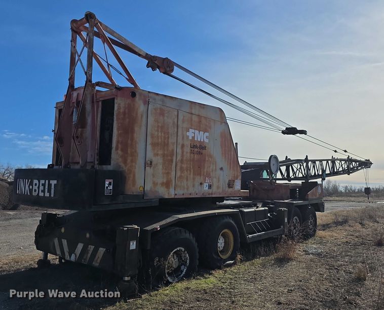 image for item FI0719 1965 Link Belt FMC TC108B crane