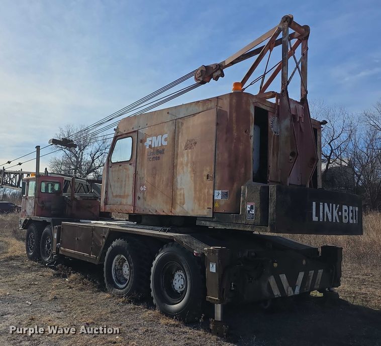 image for item FI0719 1965 Link Belt FMC TC108B crane