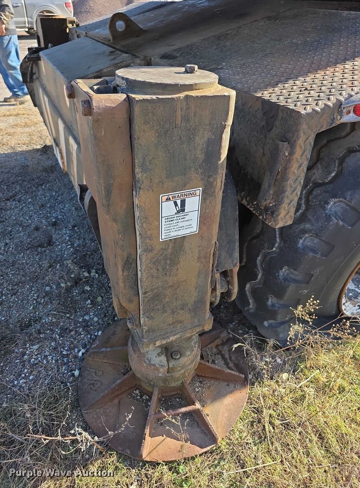 image for item FI0719 1965 Link Belt FMC TC108B crane