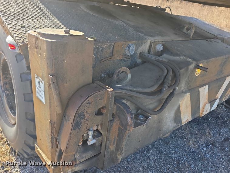 image for item FI0719 1965 Link Belt FMC TC108B crane