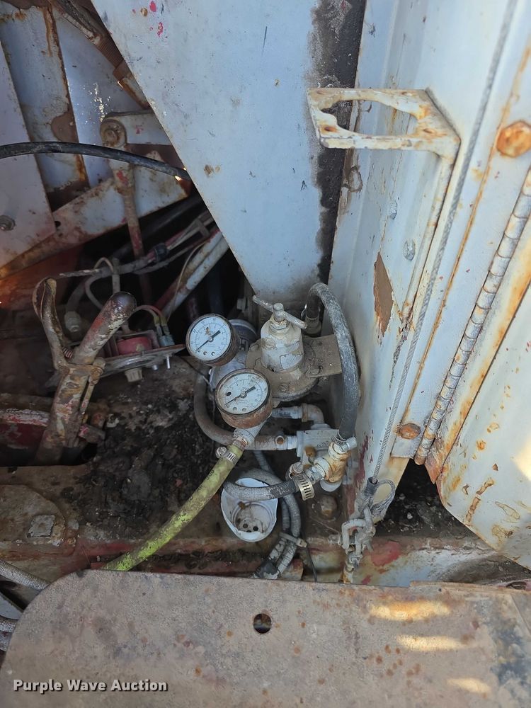 image for item FI0719 1965 Link Belt FMC TC108B crane