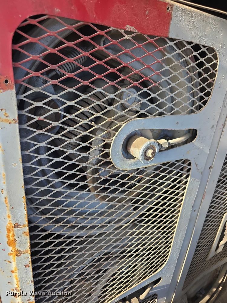 image for item FI0719 1965 Link Belt FMC TC108B crane