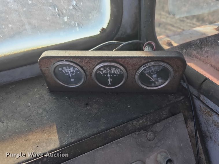 image for item FI0719 1965 Link Belt FMC TC108B crane