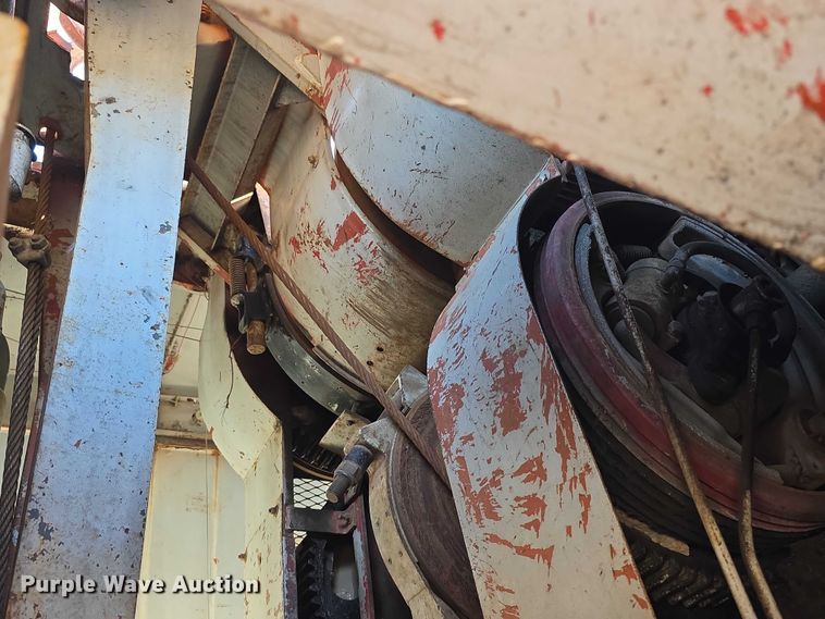 image for item FI0719 1965 Link Belt FMC TC108B crane